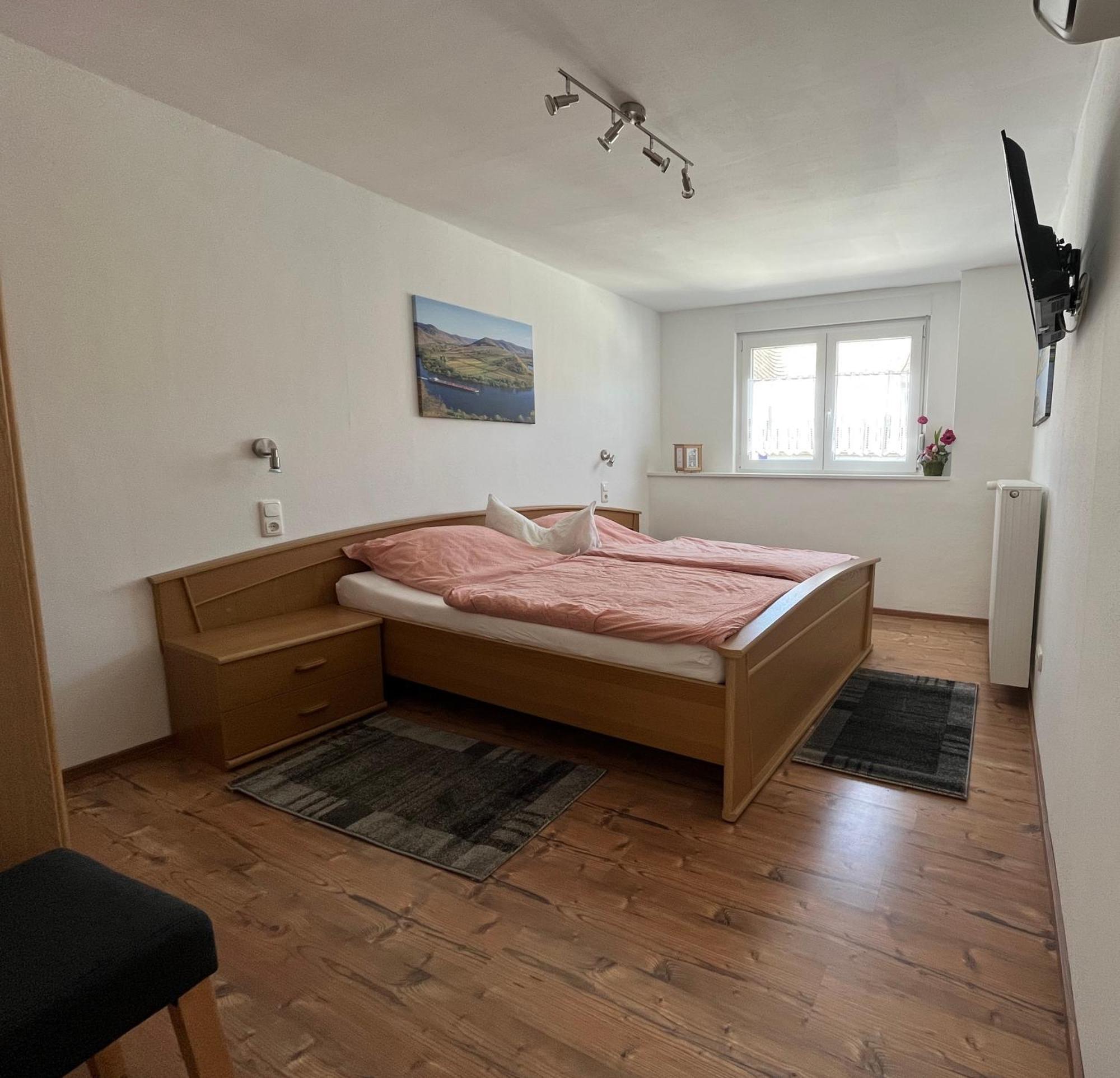 Ferienwohnungen Und Appartements - Haus Budinger Alf Extérieur photo